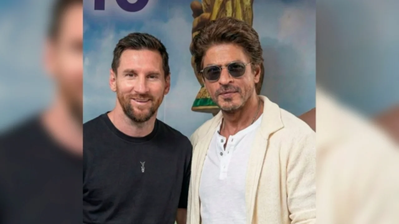 В Калькутте открыт 21-метровый памятник в честь Месси