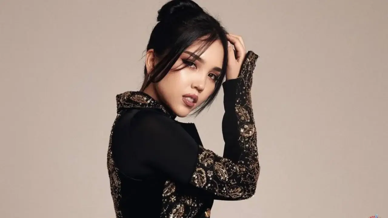 Afruza o‘zining eng sevimli 3 qo‘shig‘ini e’lon qildi