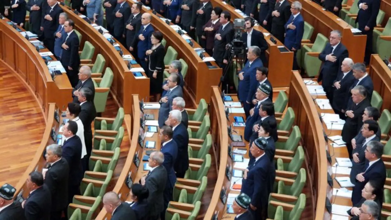 O‘zbekiston korrupsiyaga qarshi qonunlarni kuchaytirmoqda