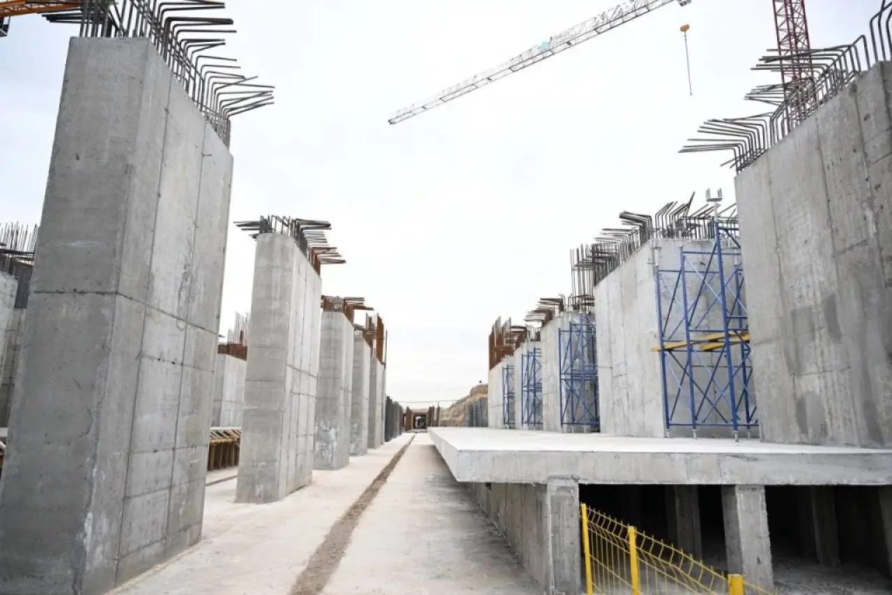 Новый Ташкент: рассмотрены проекты моста, метро и автопарковки