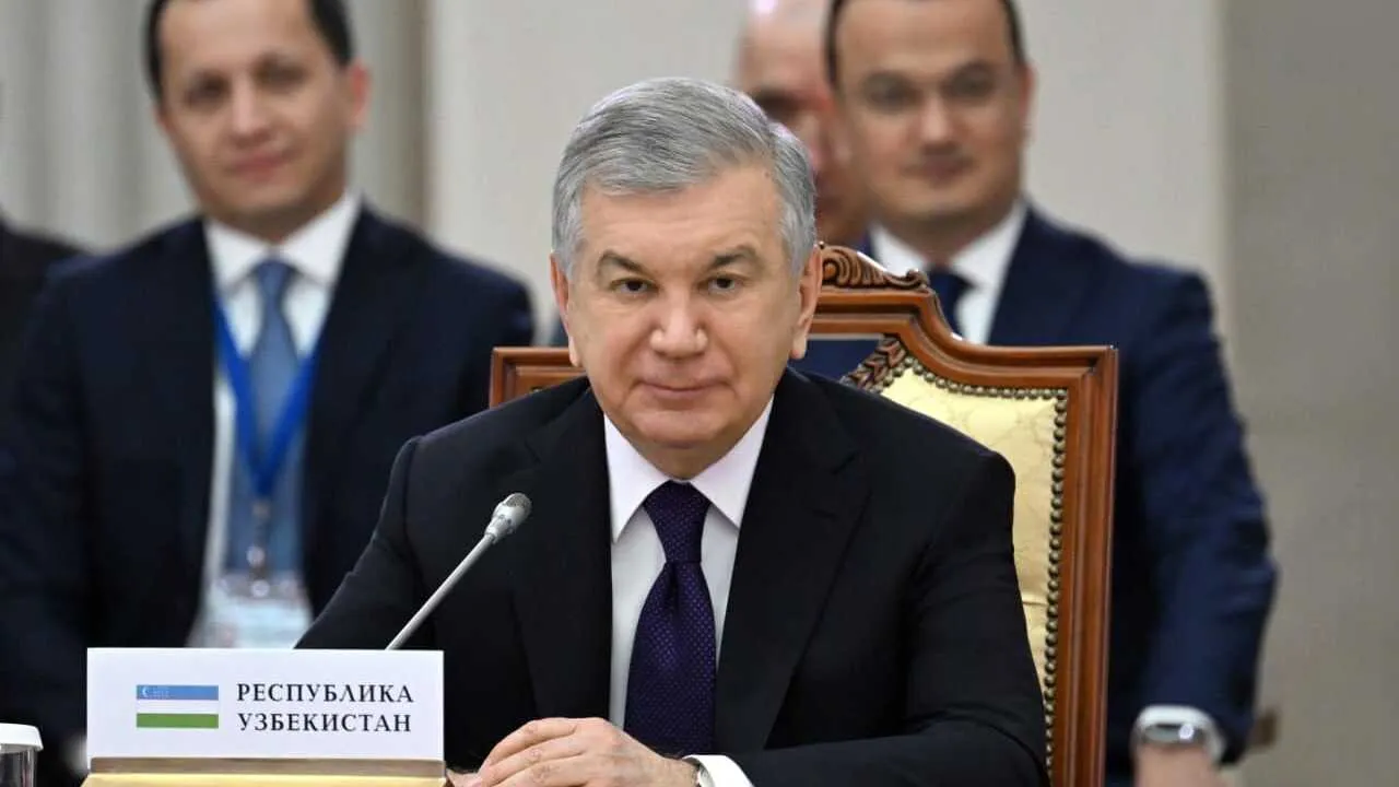 Mirziyoyev YEOIIda savdo to‘siqlarini bartaraf etishni taklif qildi