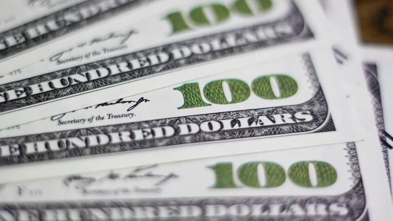 Узбекистан в ноябре оказал материальную помощь 270 гражданам