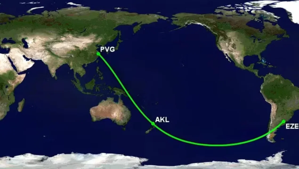 China Eastern выполнила самый длинный коммерческий рейс