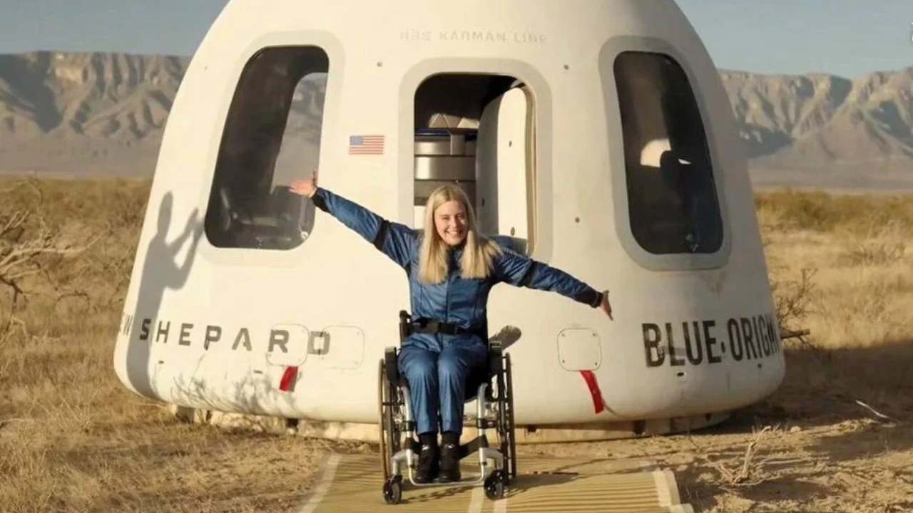 Disabled engineer flew to space for the first time