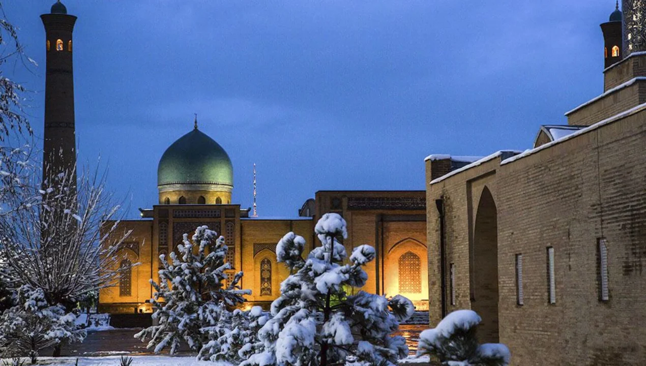 The weather will be warm during the week, with snow in some areas