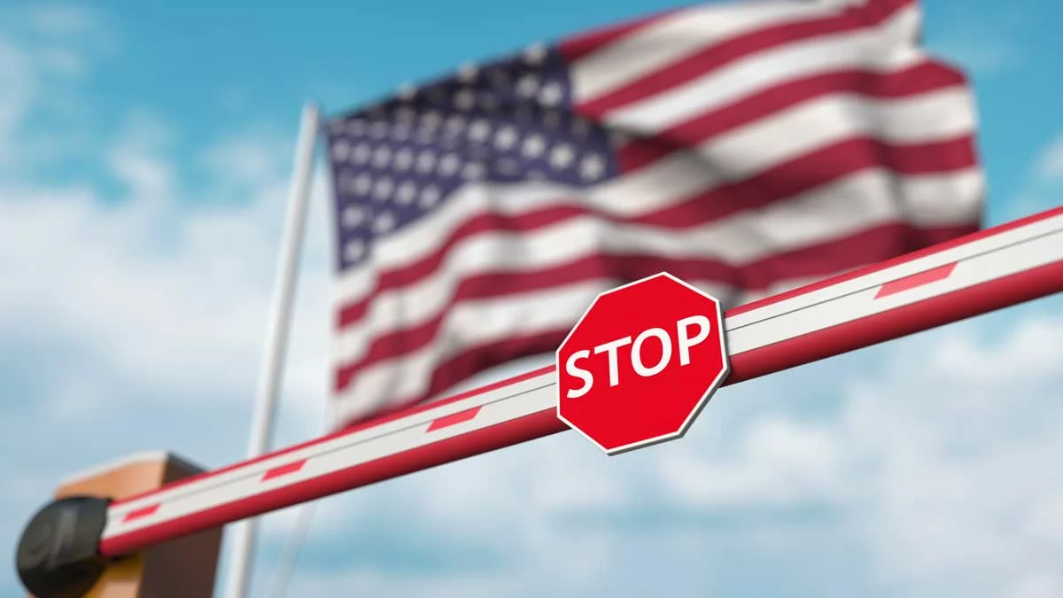 Tramp 20 davlat fuqarolariga AQSHga kirishni taqiqladi