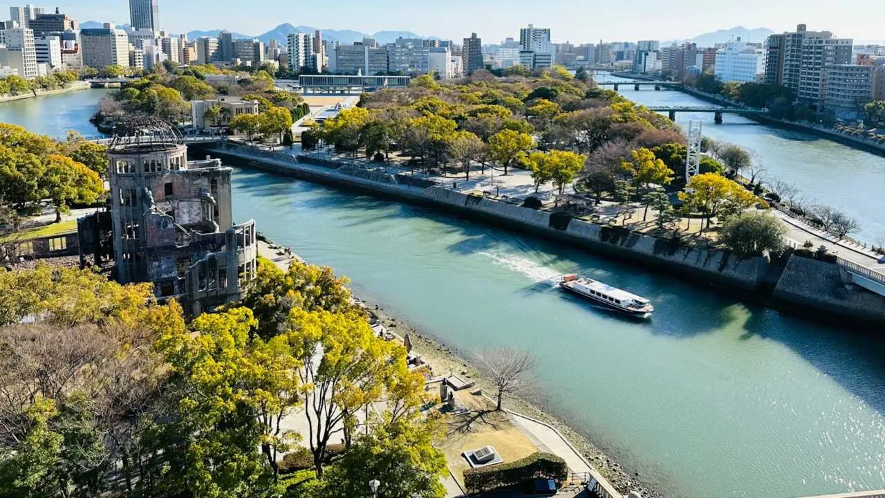 An Uzbek cuisine restaurant and trade house opened in Hiroshima