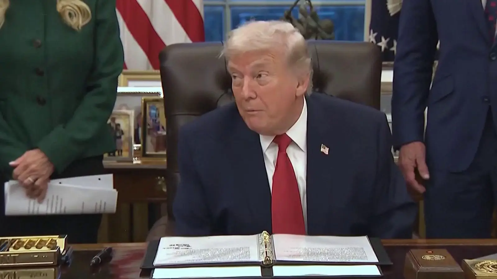 Трамп объявил чрезвычайное положение против Кубы