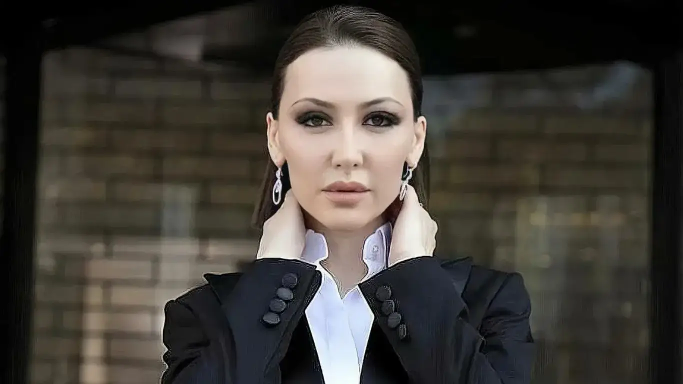 Lola Yo‘ldosheva officially announced her retirement from art