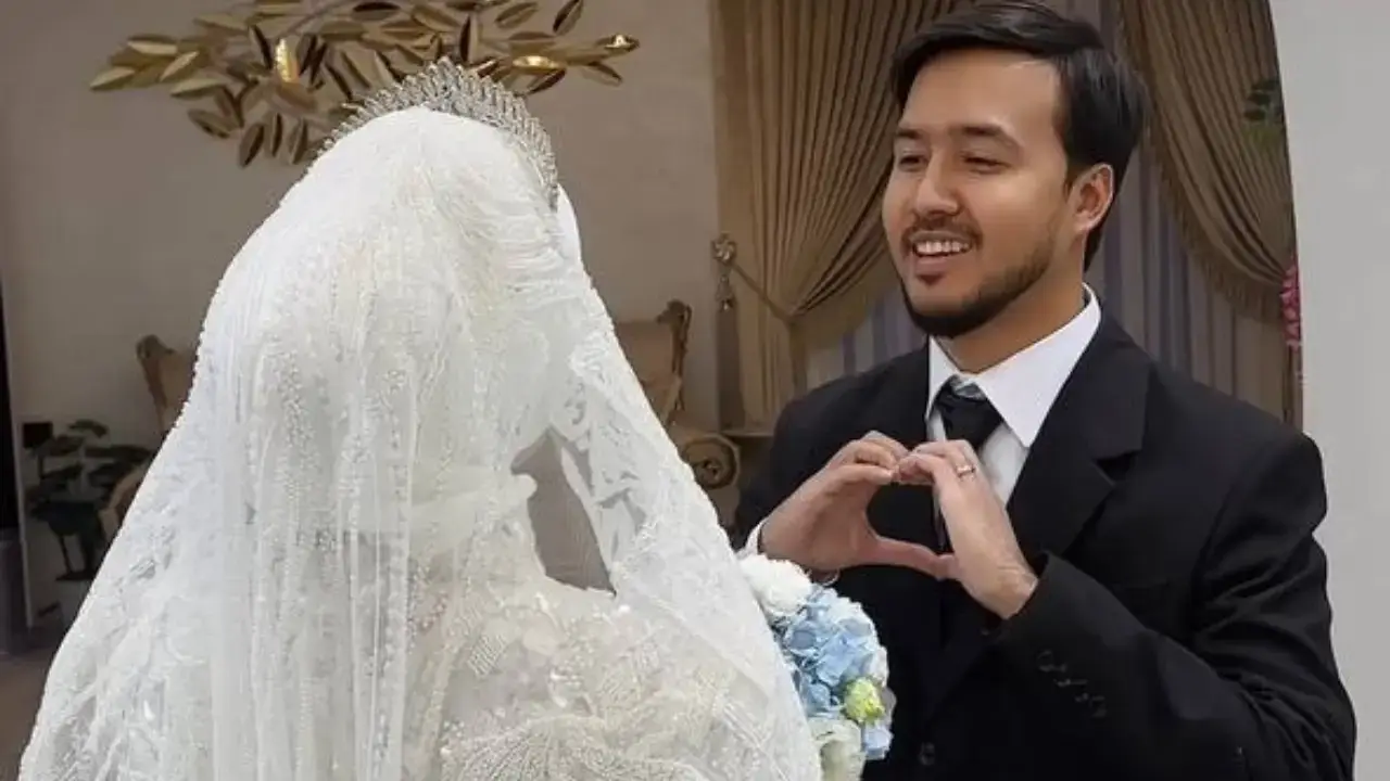 Nasafiy got married and presented a new song