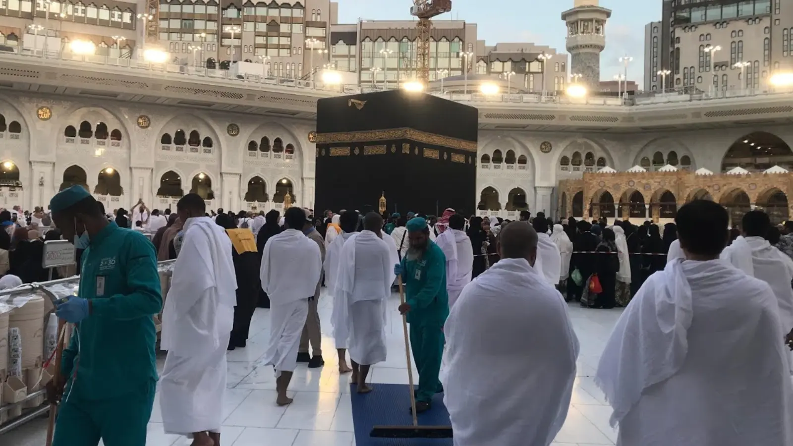 В Мекке построят бесплатный гостиничный комплекс для киргизских паломников