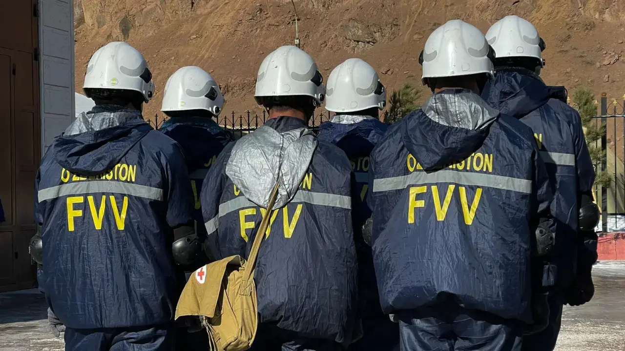 Age limit for rescuers: 18–30 years