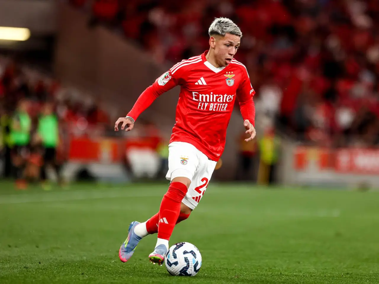 Prestianni's jersey reached 1 thousand euros at auction