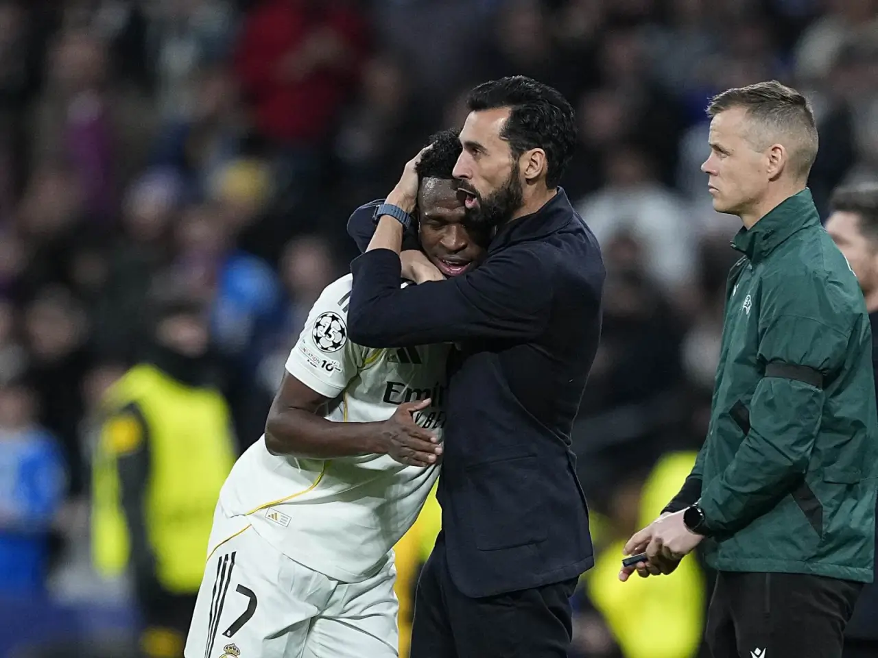 Arbeloa: Irqchilikka qarshi qat’iy choralar zarur