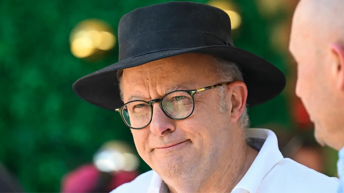 Australian Prime Minister evacuated due to security threat