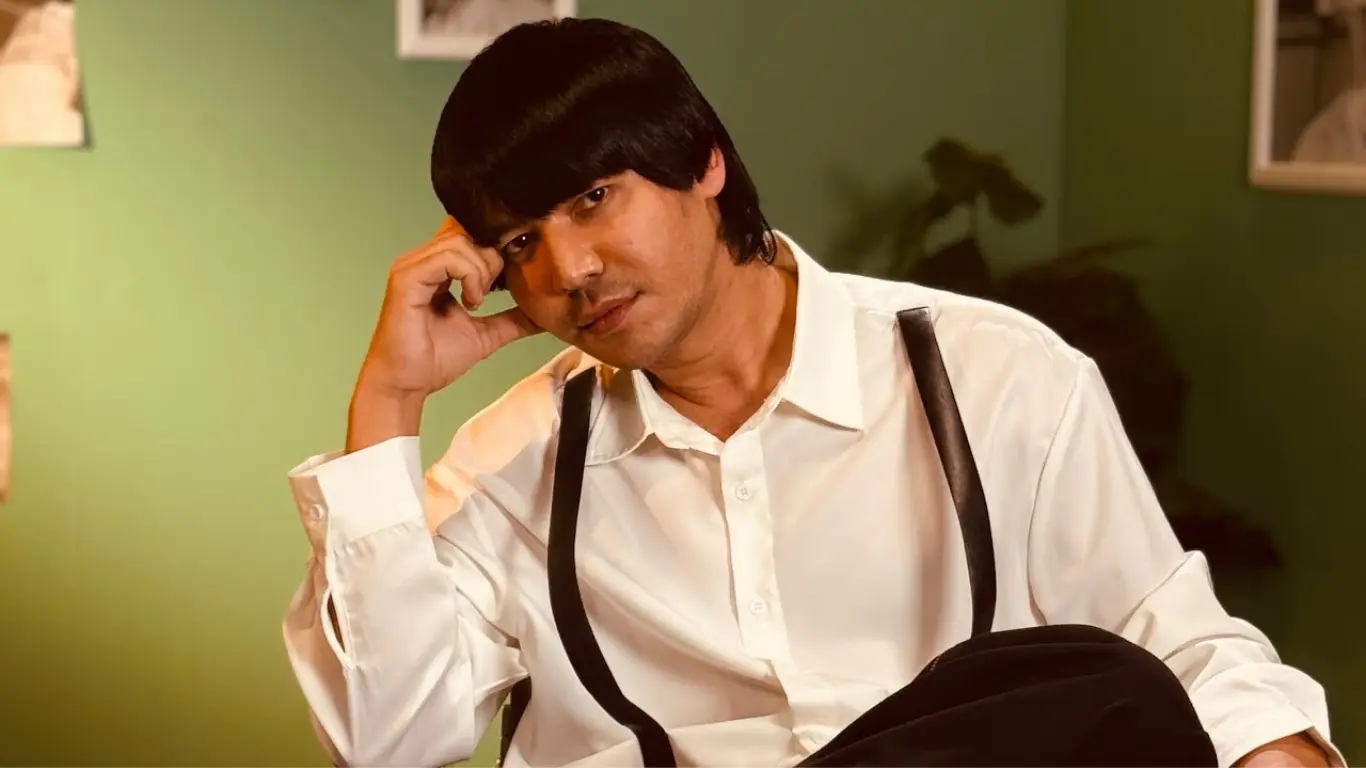 Which song made Hamdam Sobirov famous?