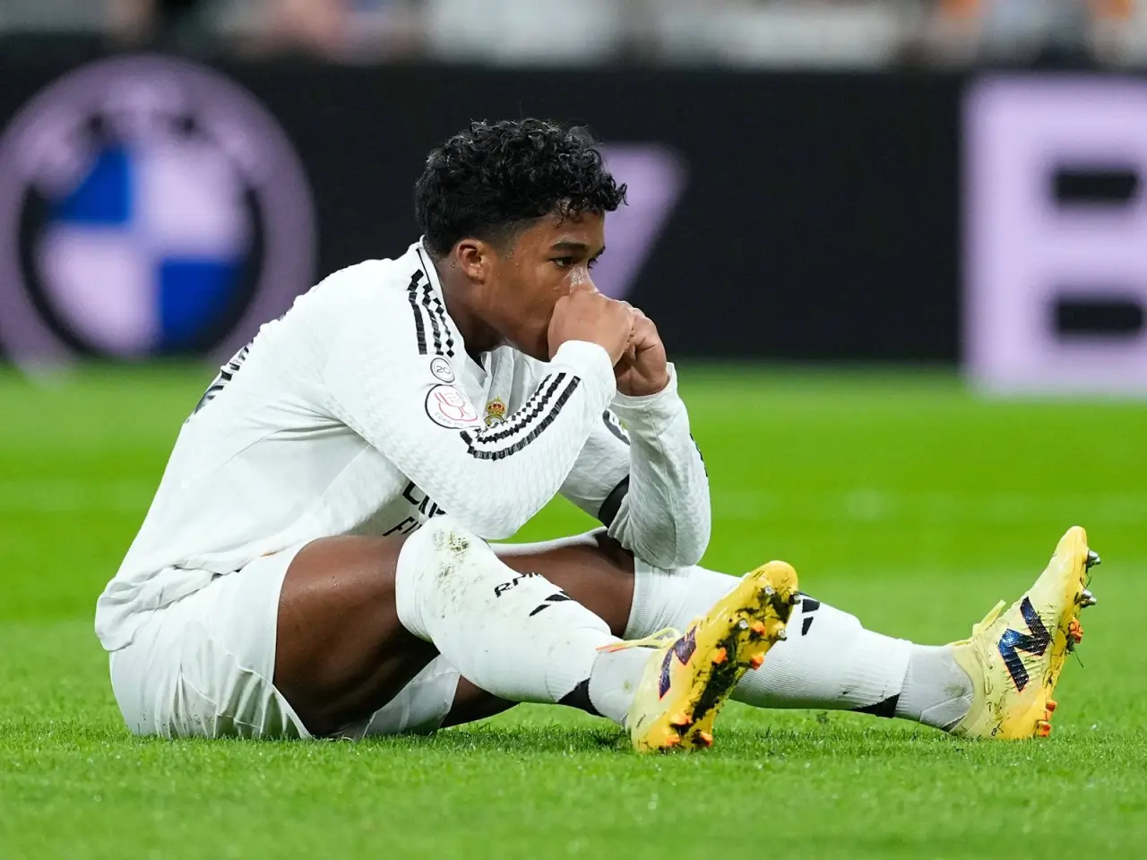 Endrik shone with a hat-trick at Lyon