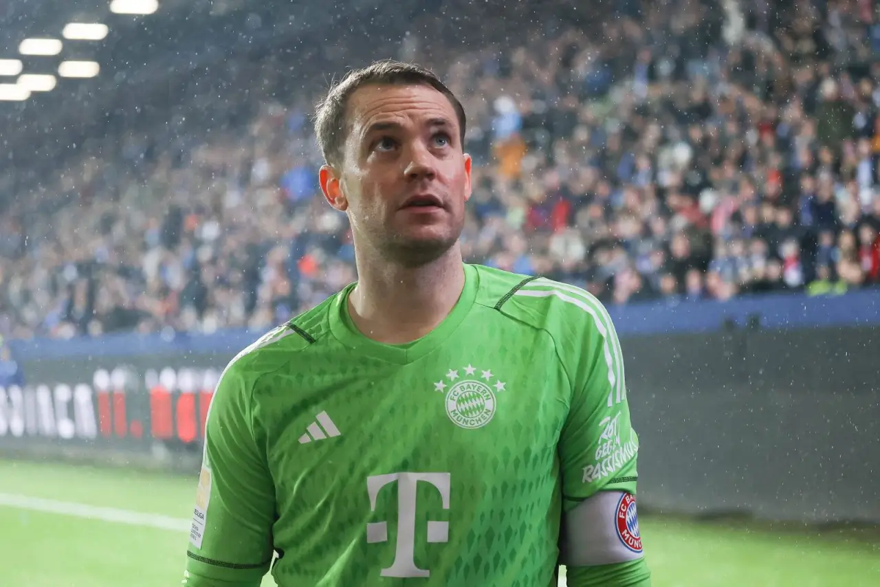 Manuel Neuer injured, will not play against Eintracht
