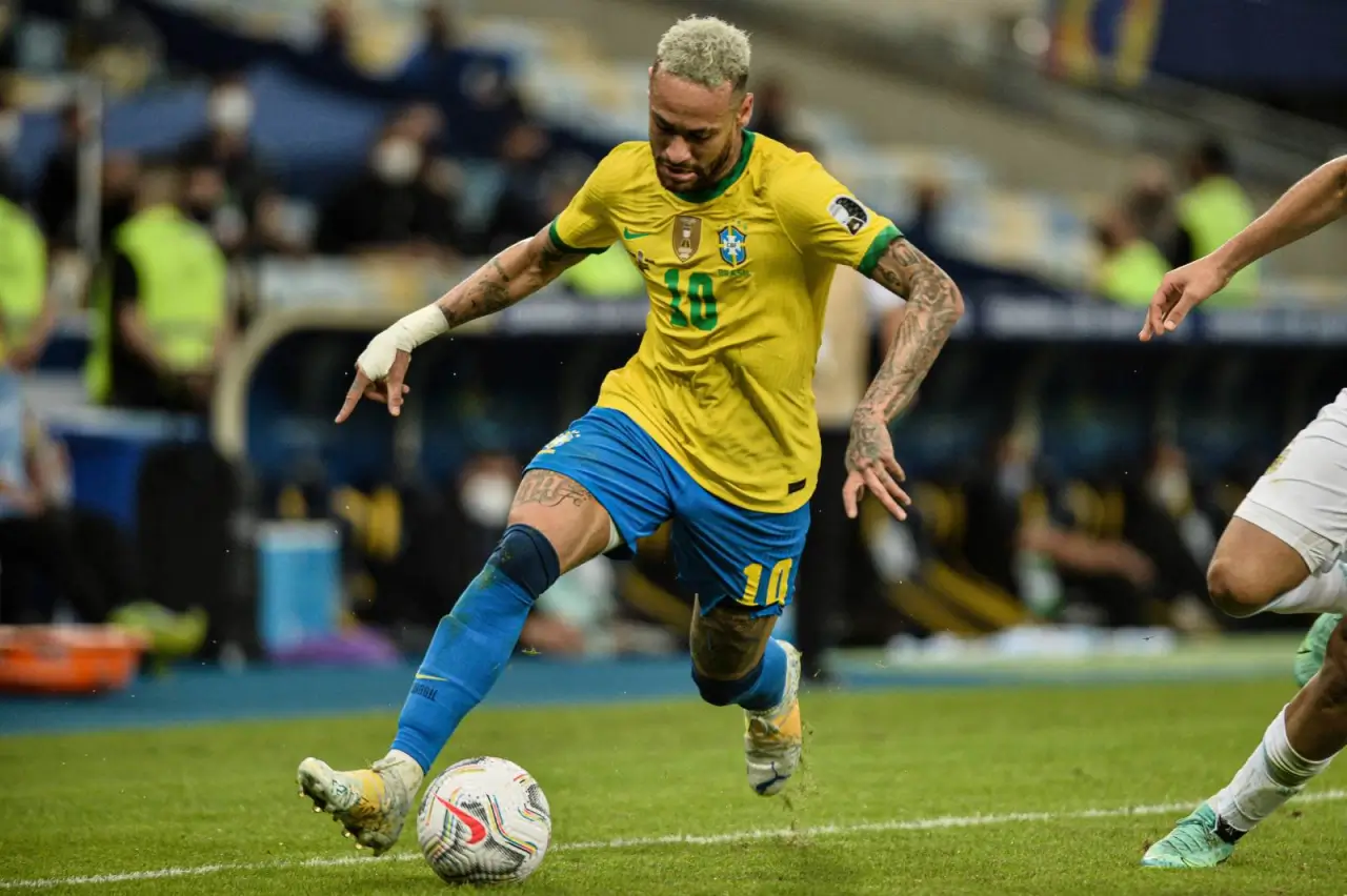 Неймар остался вне сборной Бразилии