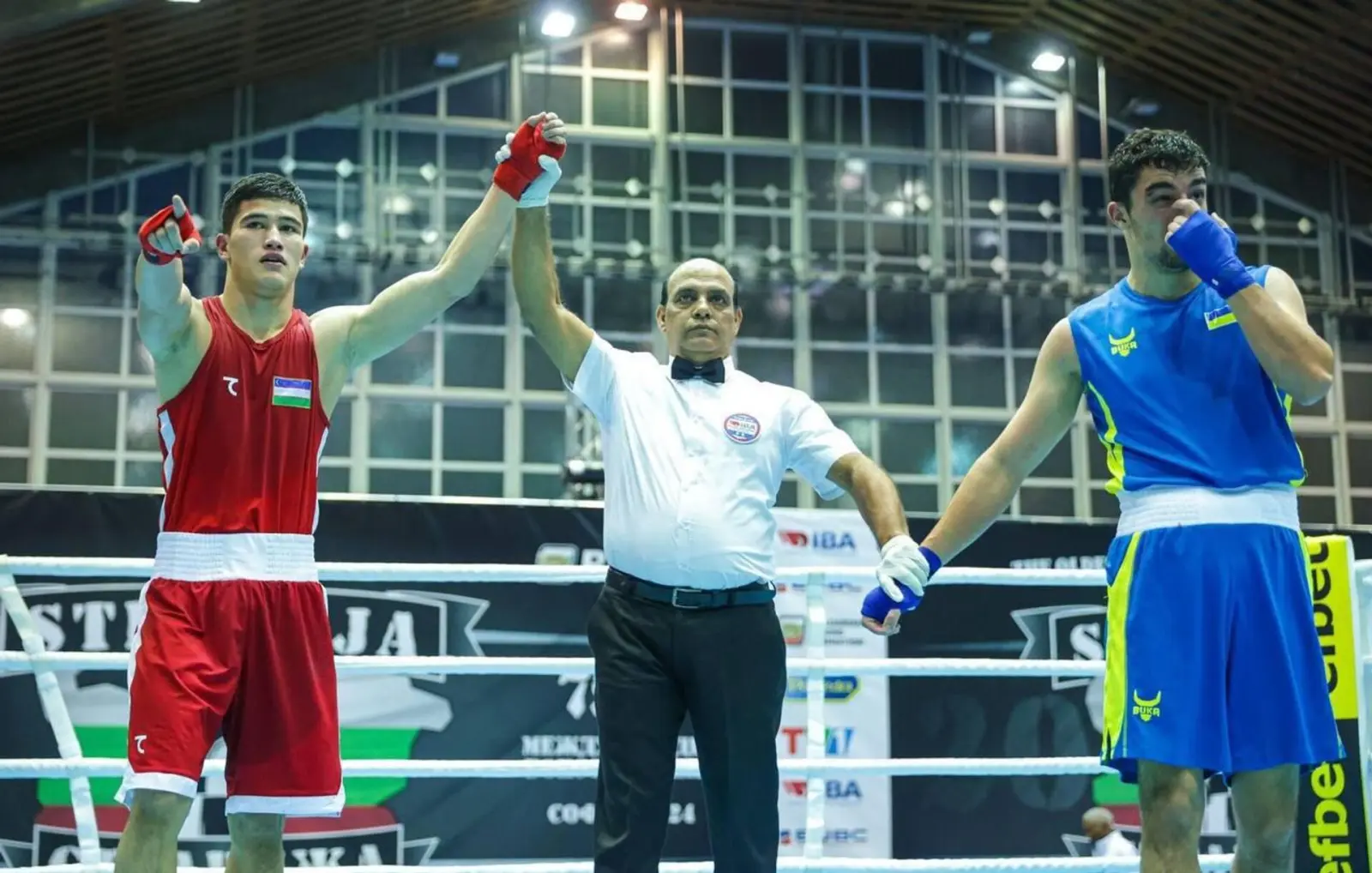 Uzbekistani boxers compete for the final of the Strandja tournament
