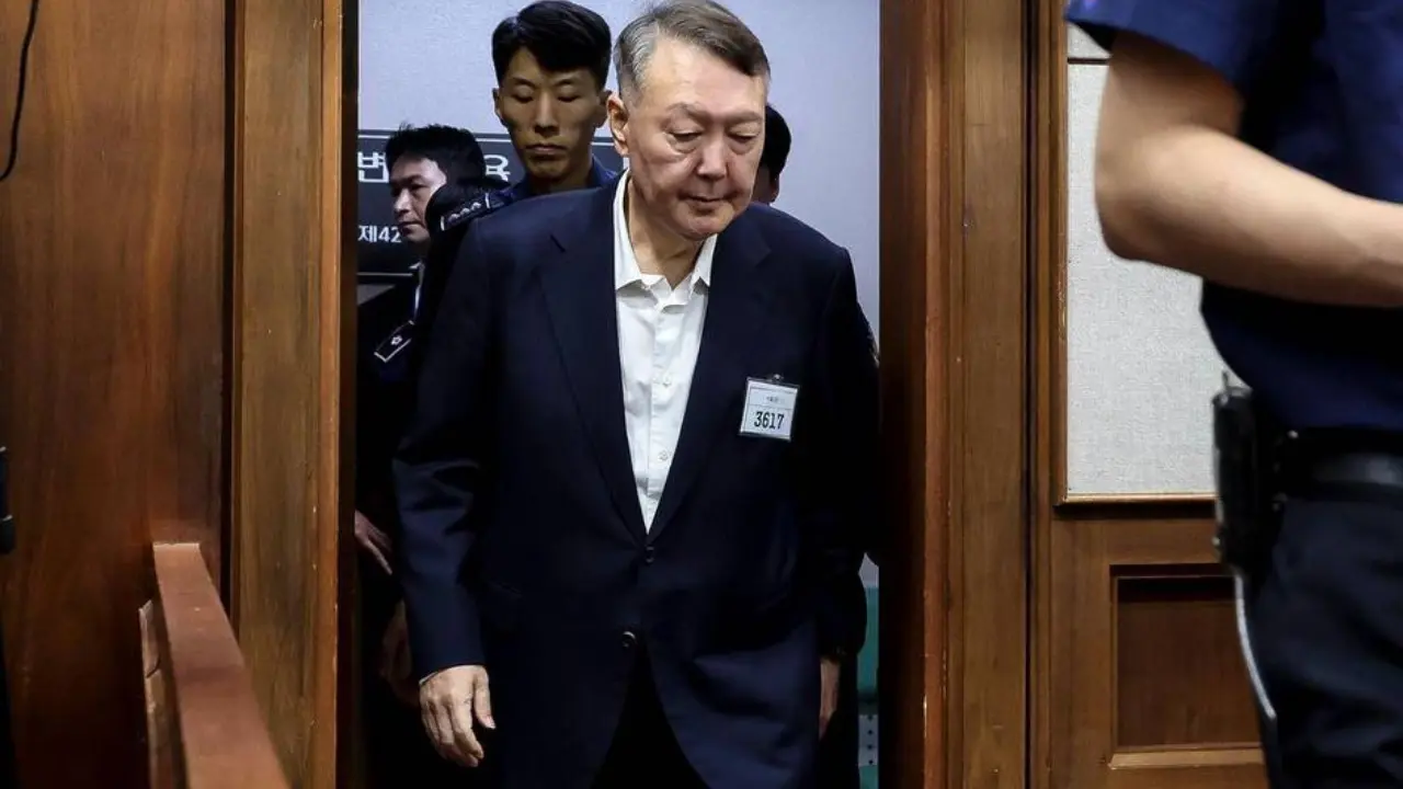Бывший президент Юн Сок Ёль приговорён к пожизненному заключению