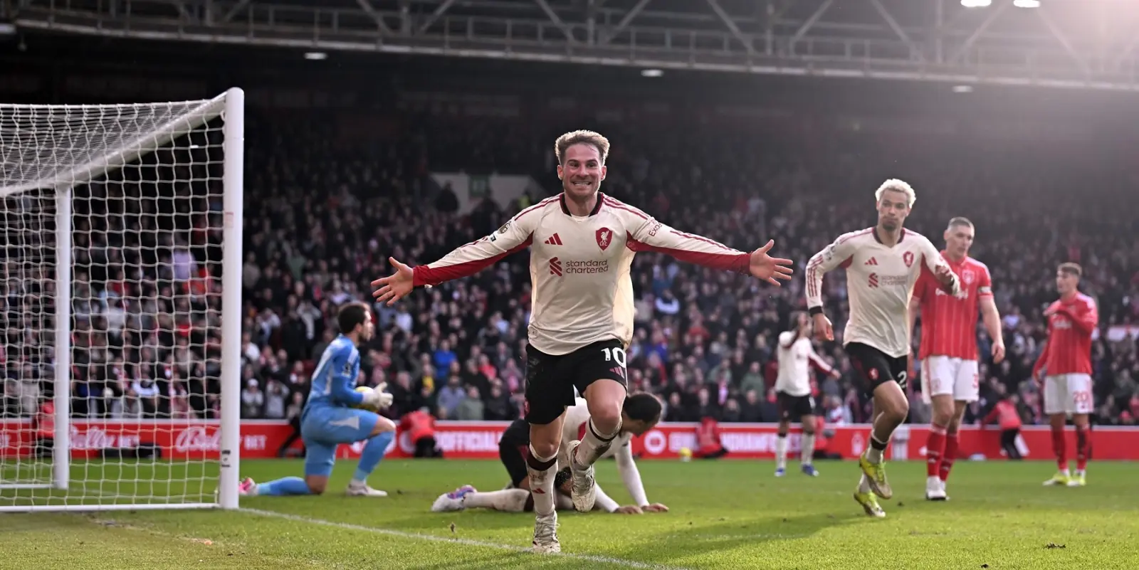 Mak Allister's last-minute goal brought victory to Liverpool