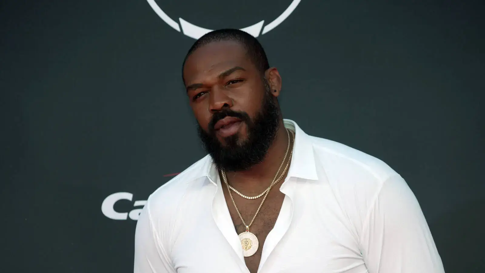 Джон Джонс отказался от следующего боя из-за проблем со здоровьем