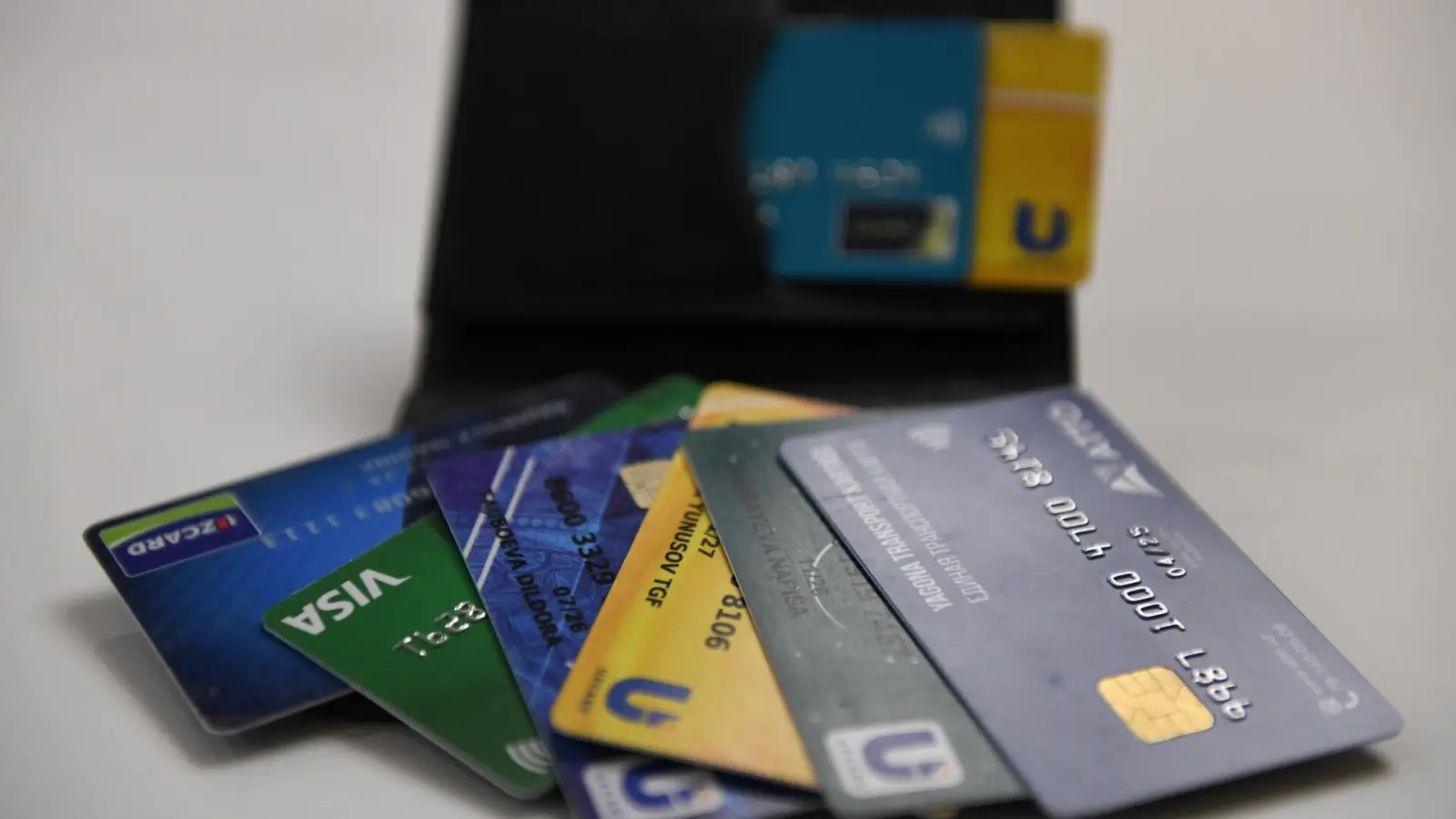 More than half of P2P transfers were made in small amounts