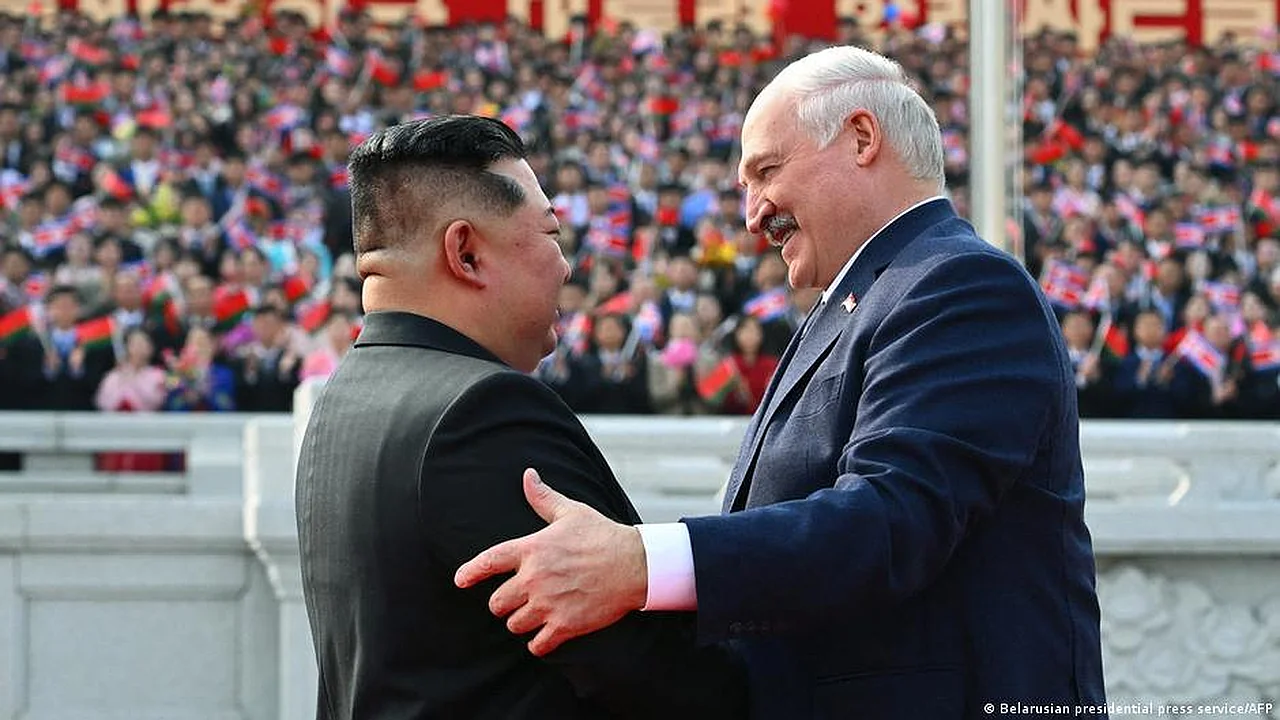 Lukashenko va Kim Chen In do'stlik shartnomasini imzoladilar