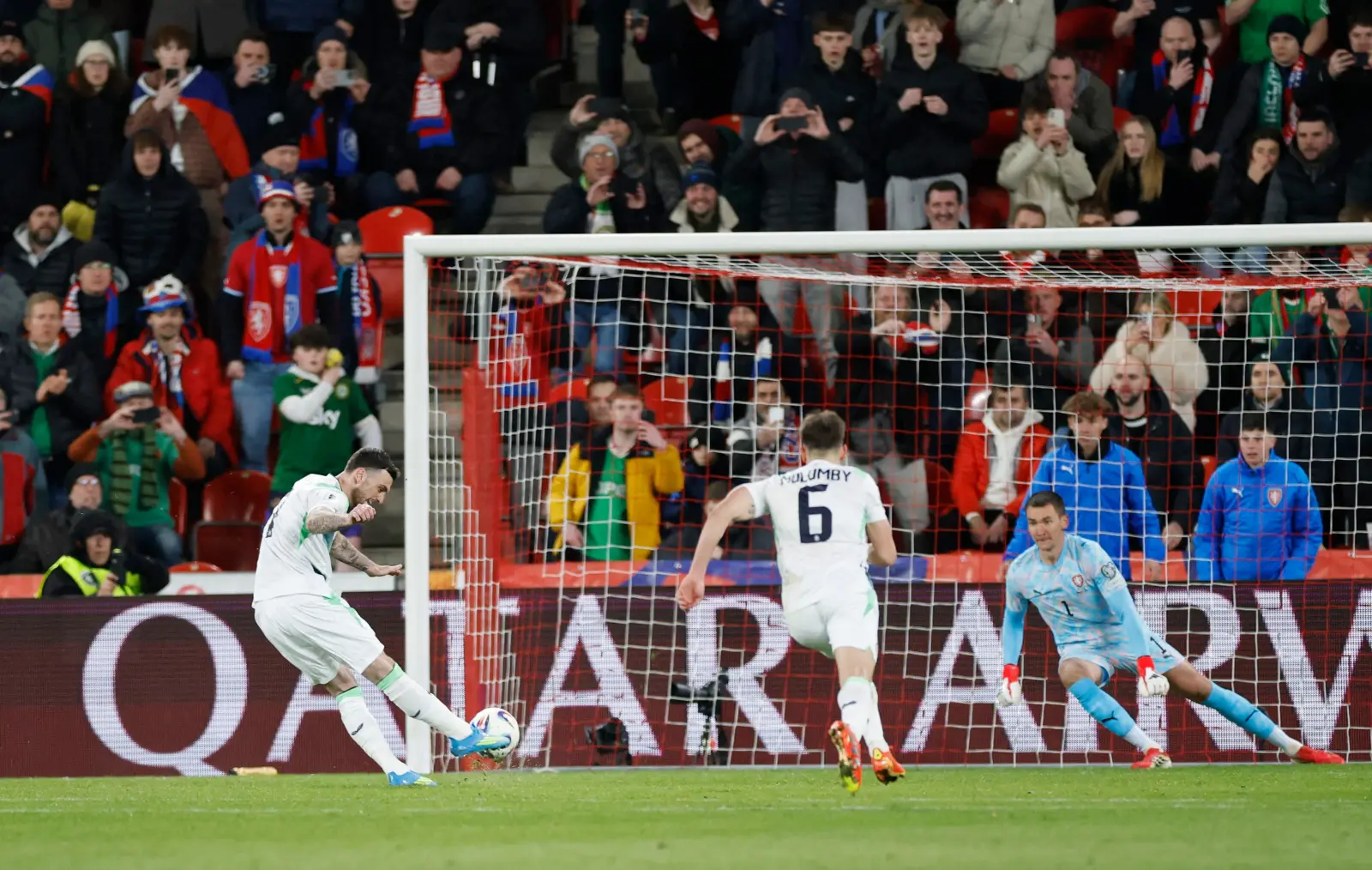 Czech Republic sends Ireland to penalties and advances to the final