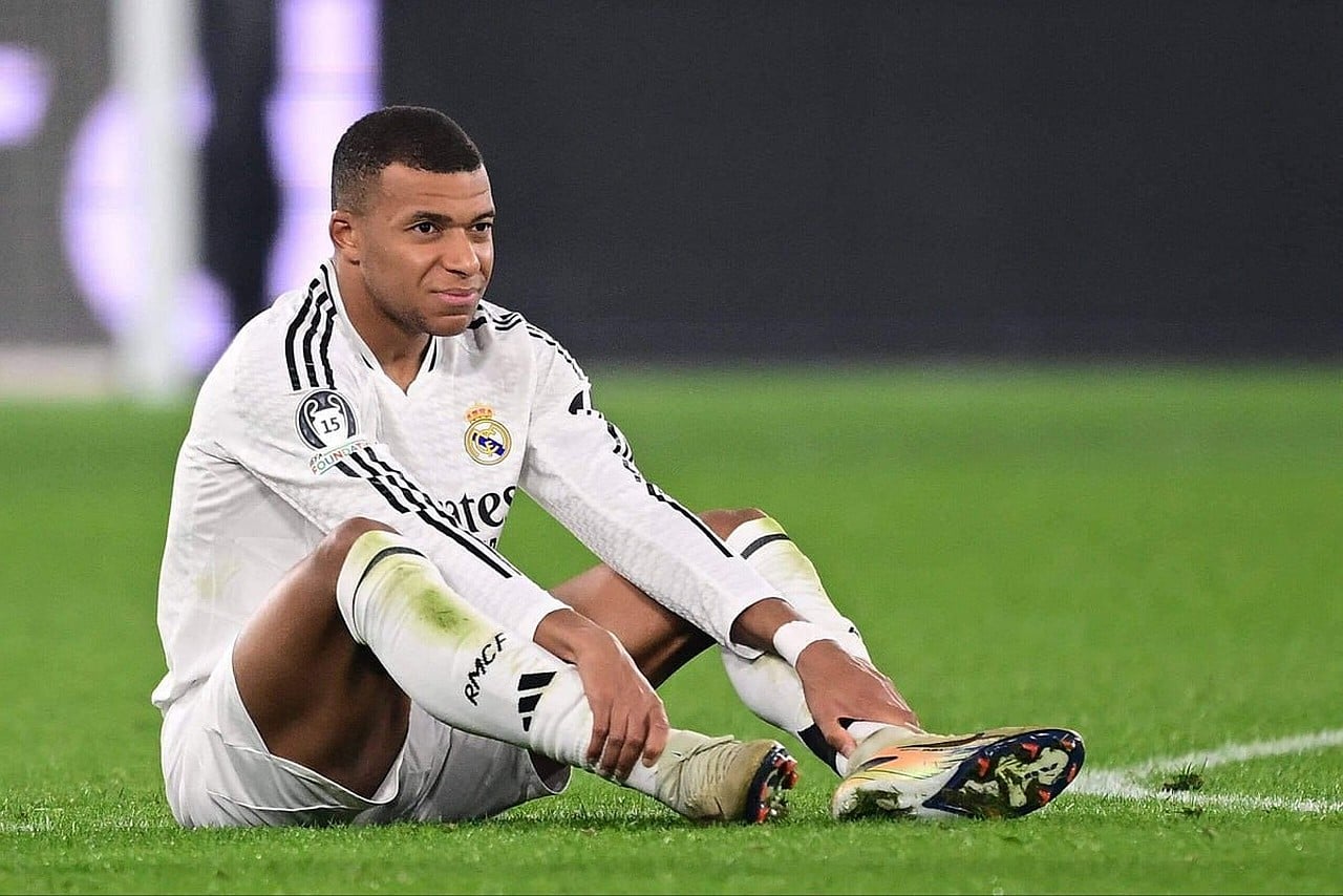 Mbappe Real Madrid shifokorlariga ishonch yo'qotib Fransiyaga ketdi