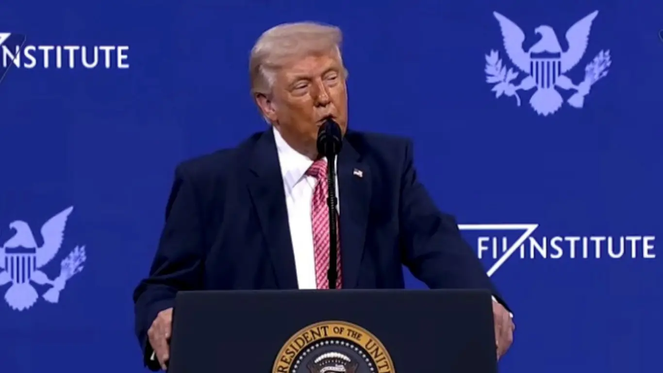 Tramp nutqida Hormuz bo'g'ozini o'z ismi bilan atab xato qilgan