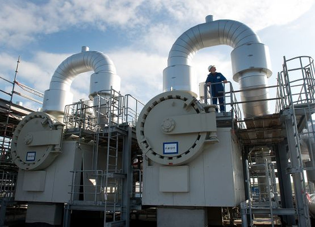 Germany is filling gas storage facilities to prepare for the upcoming winter