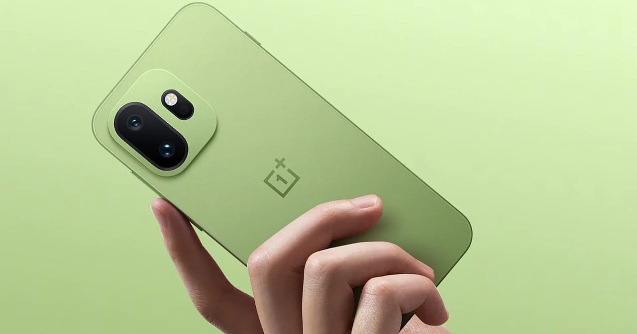 Новые изображения и характеристики компактного смартфона OnePlus 15T