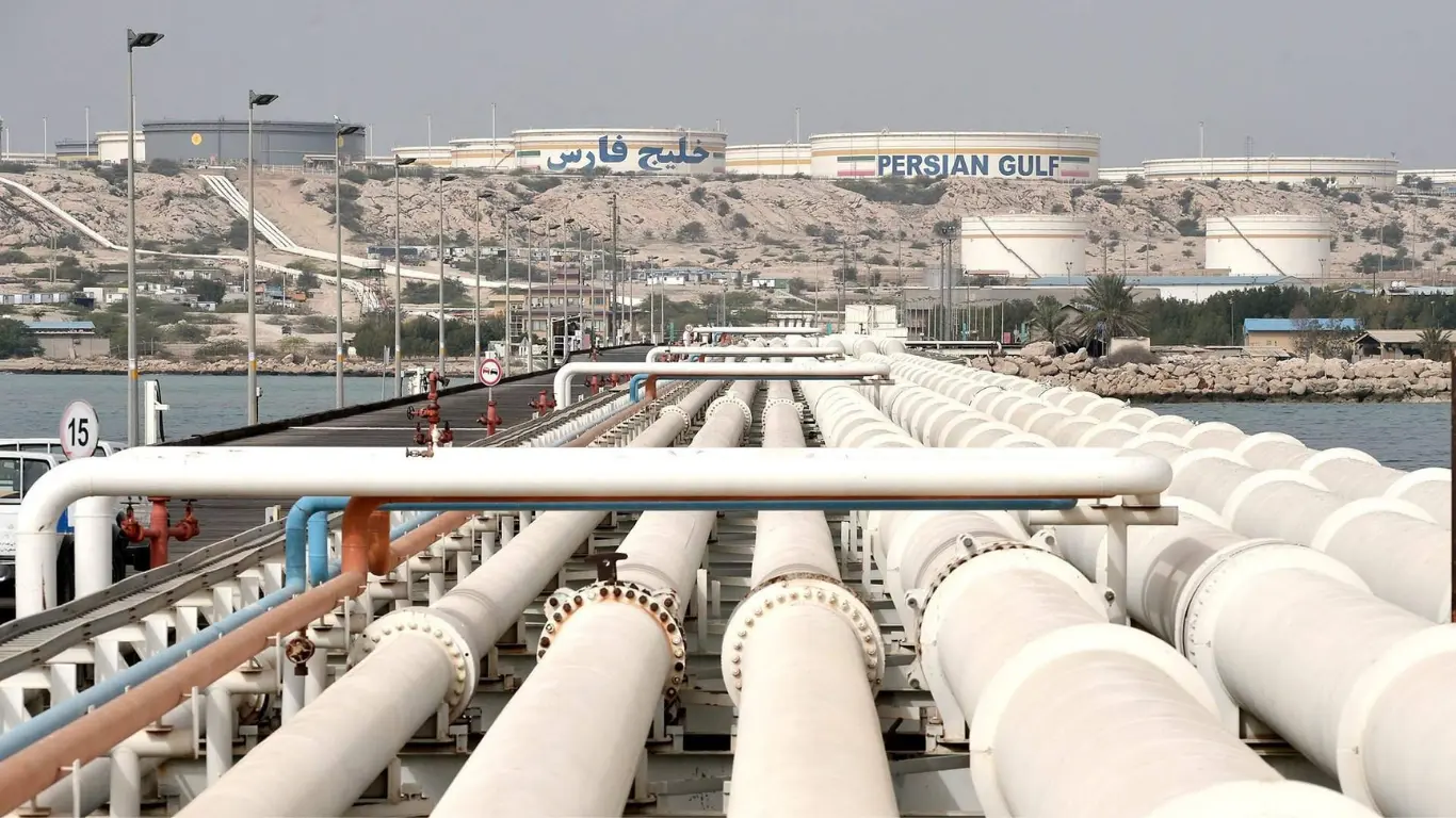 Iran continues to earn high income from oil exports