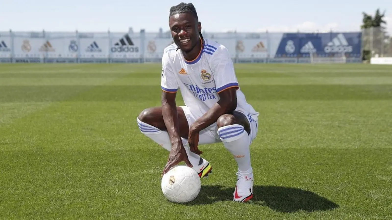 Liverpool is ready to sign Real Madrid's young midfielder Camavinga