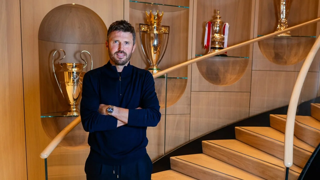 David Beckham highly praises Michael Carrick