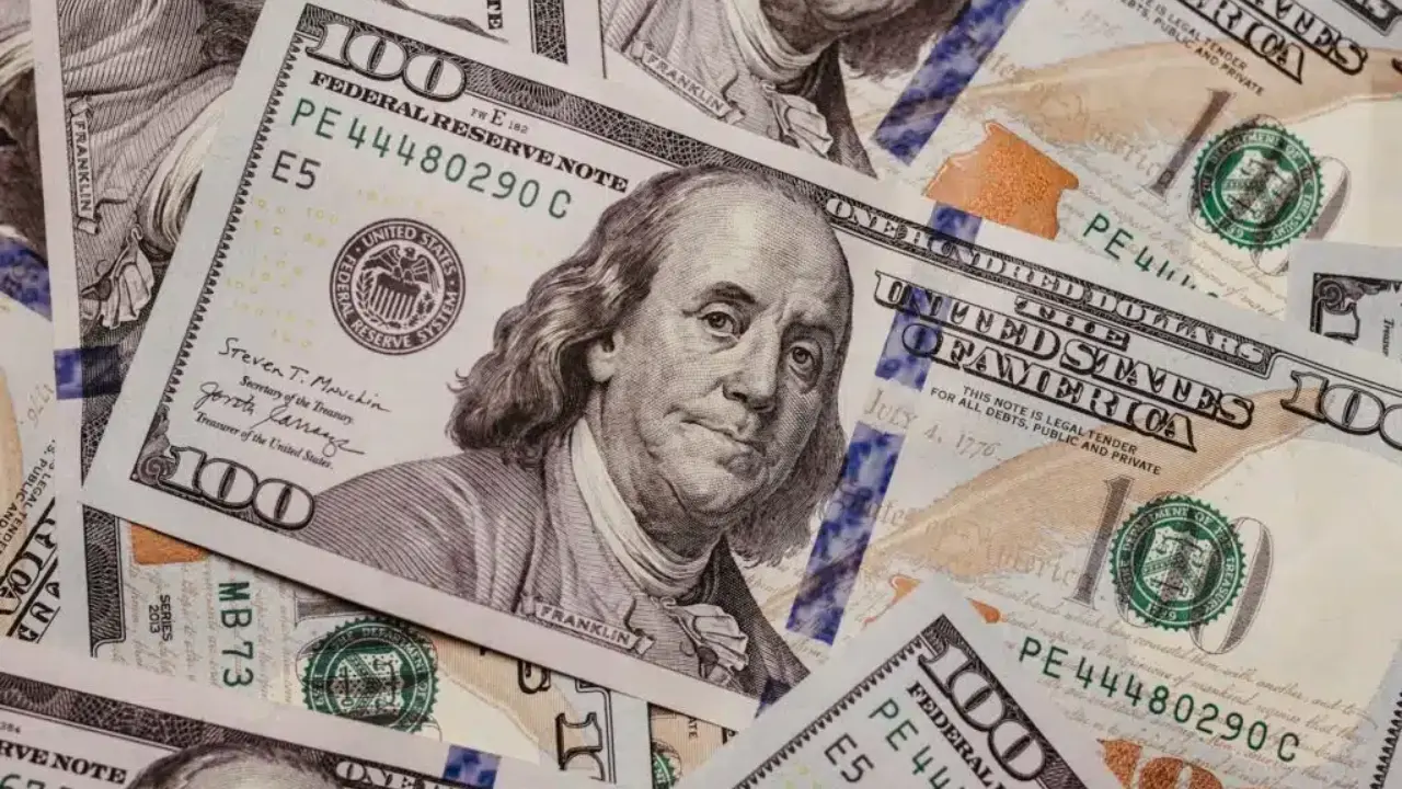 AQShda birinchi marta dollar kupyurasiga prezident imzosi tushadi