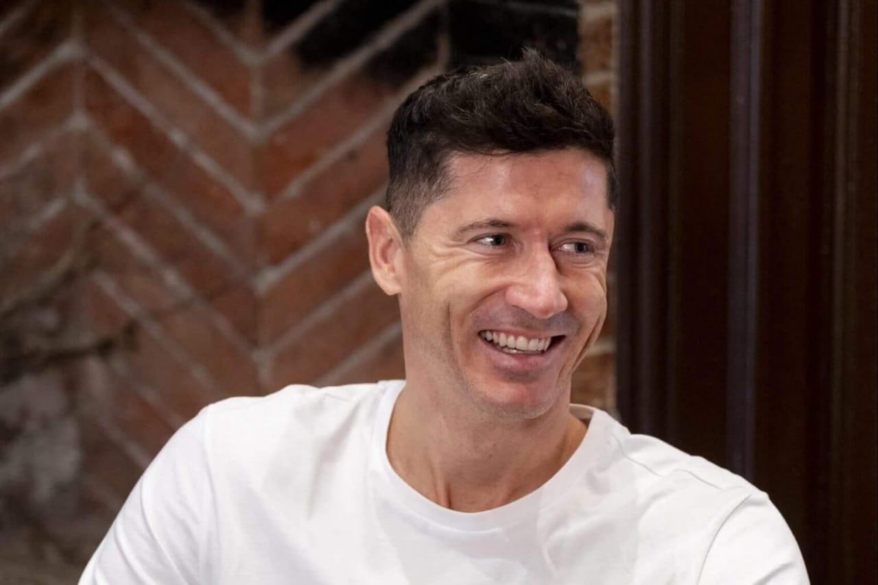 Lewandowski provided clearer information about his future plans