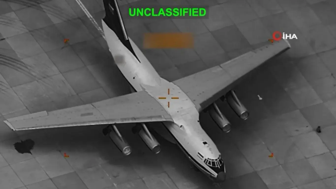 AQSh Eron harbiy samolyotlariga berilgan zarbalarni ko'rsatdi