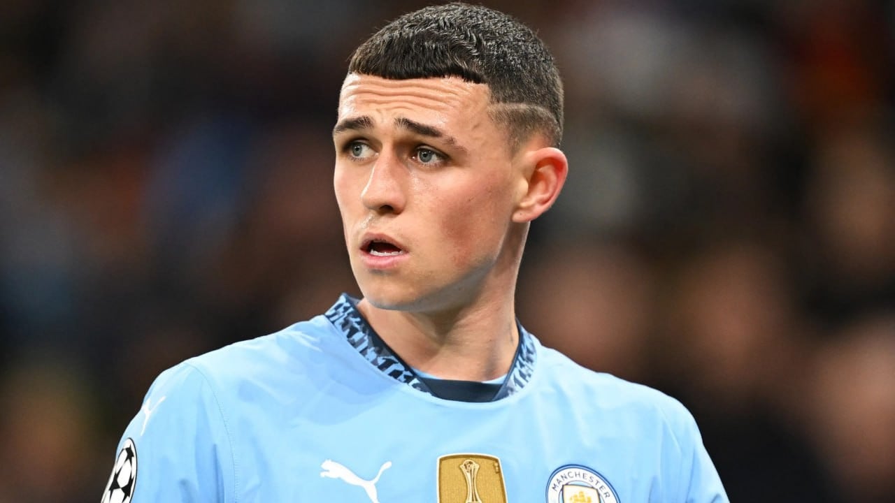 Barcelona plans to include Phil Foden in the squad