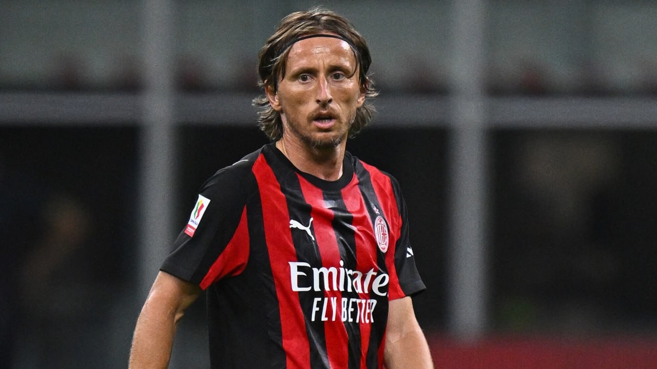 Modrich invited 60 guests to the derby