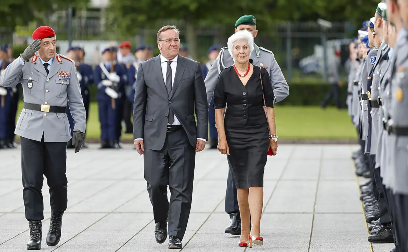 Germaniya Yaqin Sharqdagi mojaroga aralashmaslikni e'lon qildi