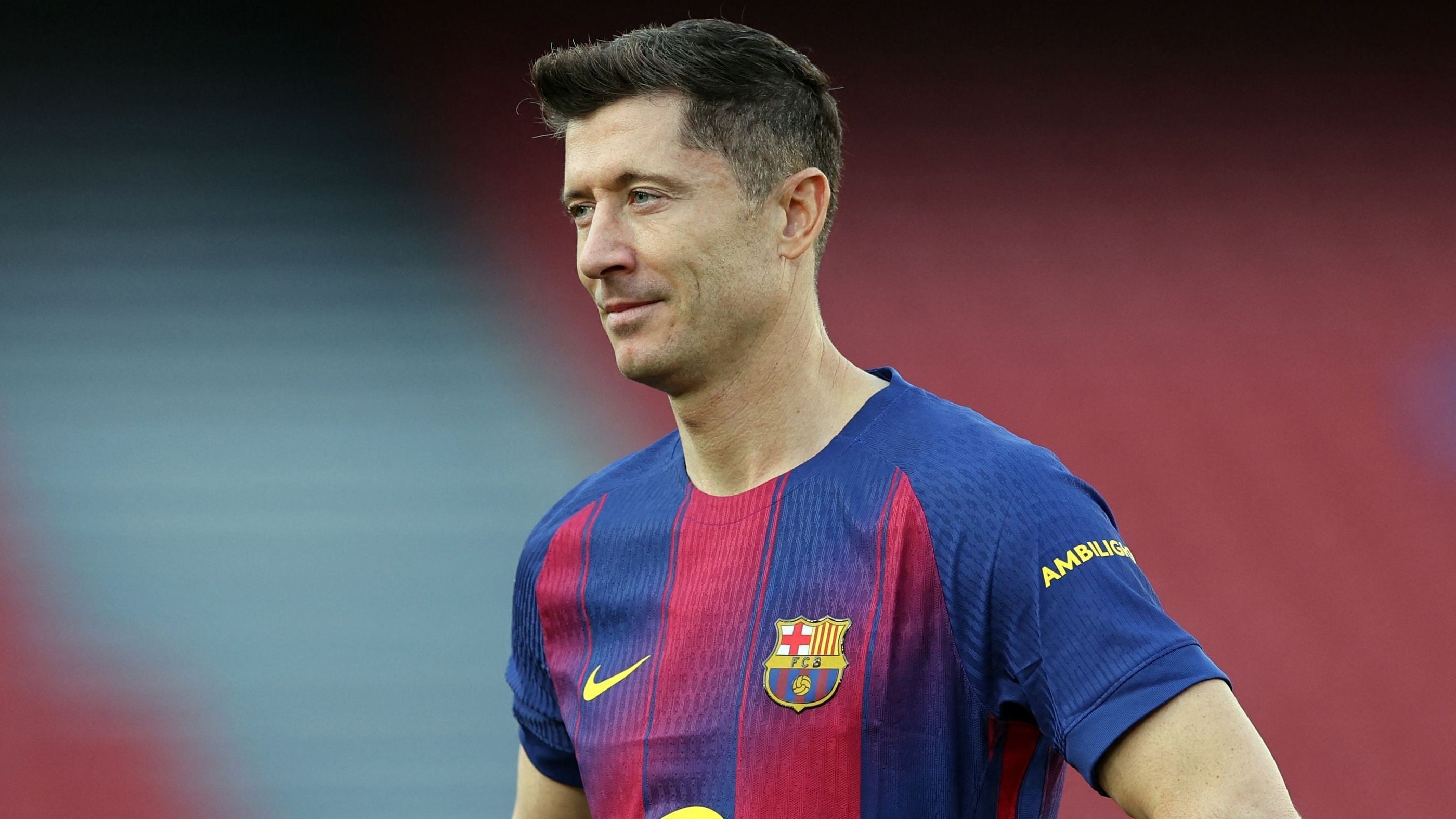 Lewandowski gives three months for his future at Barcelona