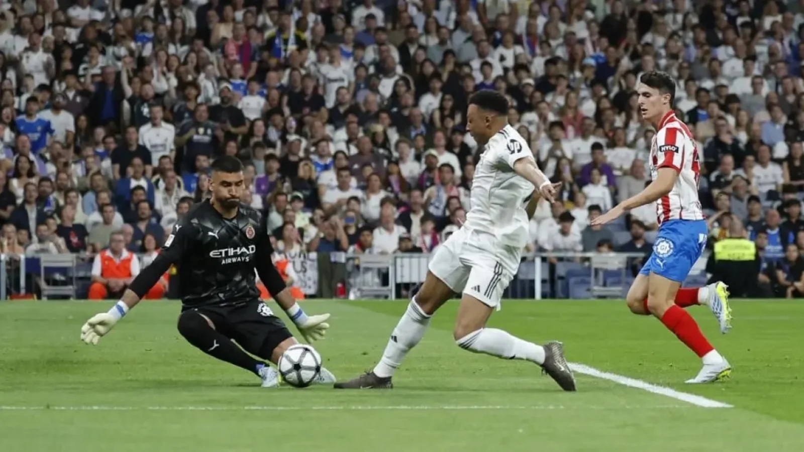 Матч Реал Мадрида и Жироны завершился бескомпромиссной ничьей