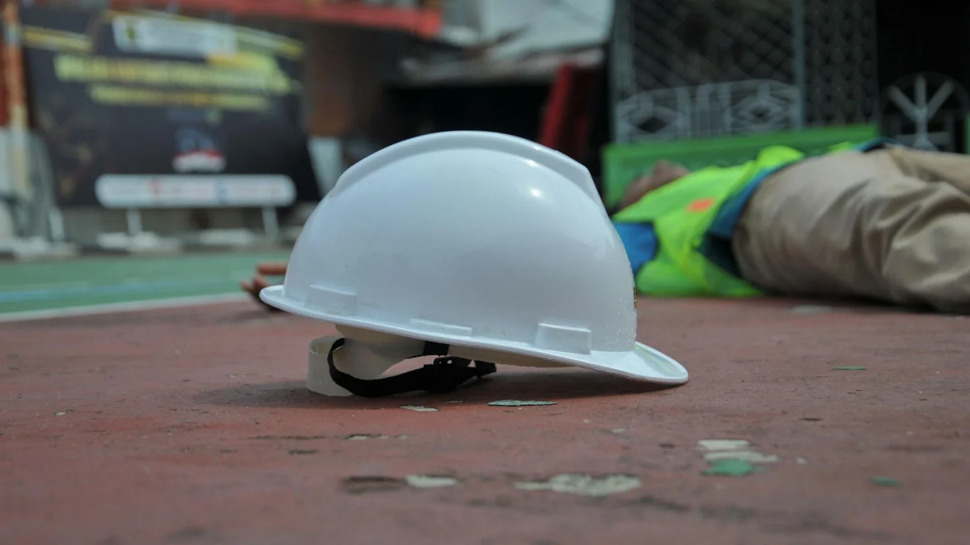 O'zbekistonda uch oyda oltmish ikki kishi ish joyida vafot etdi