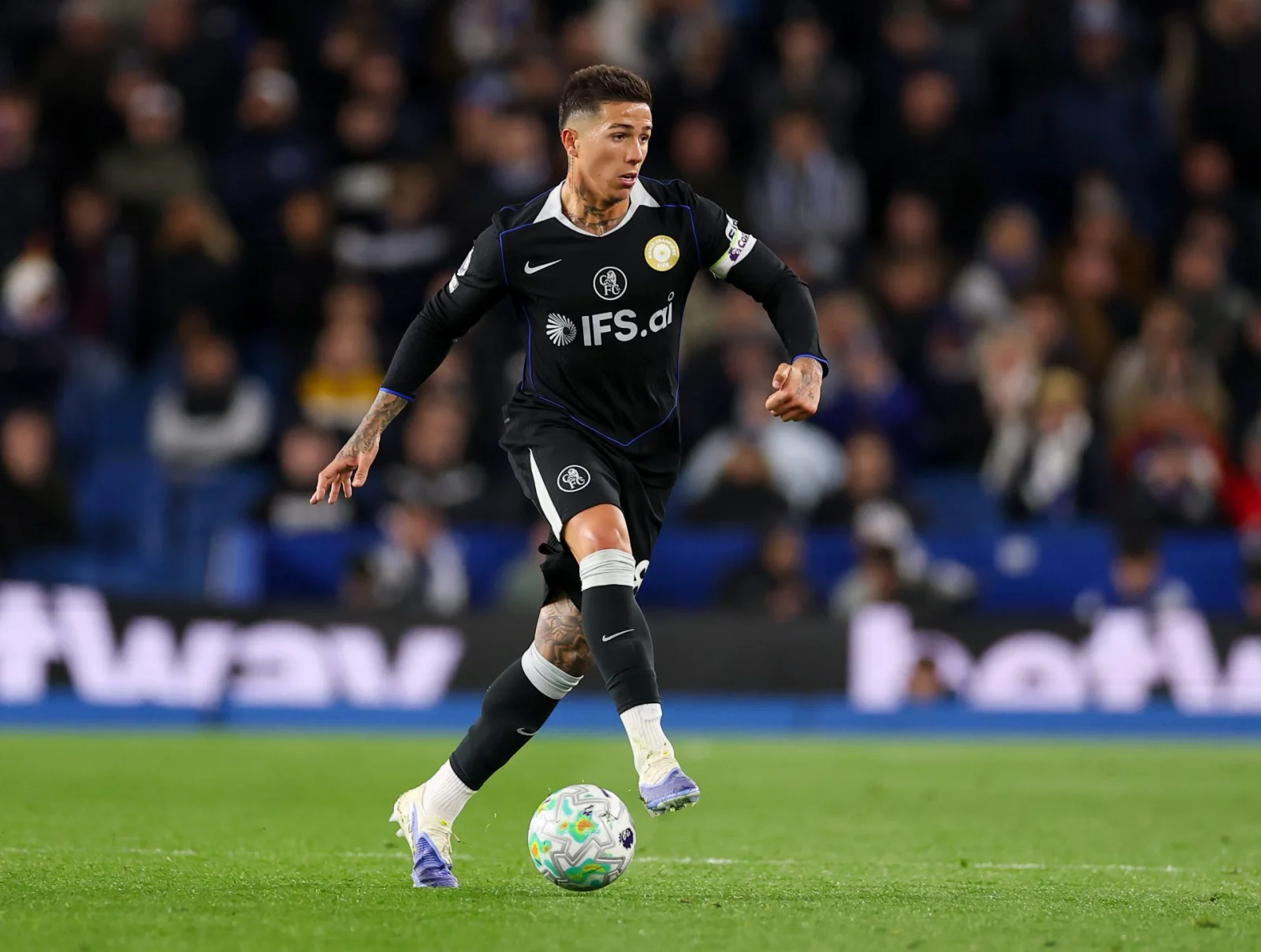 Manchester Siti Enso Fernandesni transfer qilish imkoniyatini ko'rib chiqmoqda