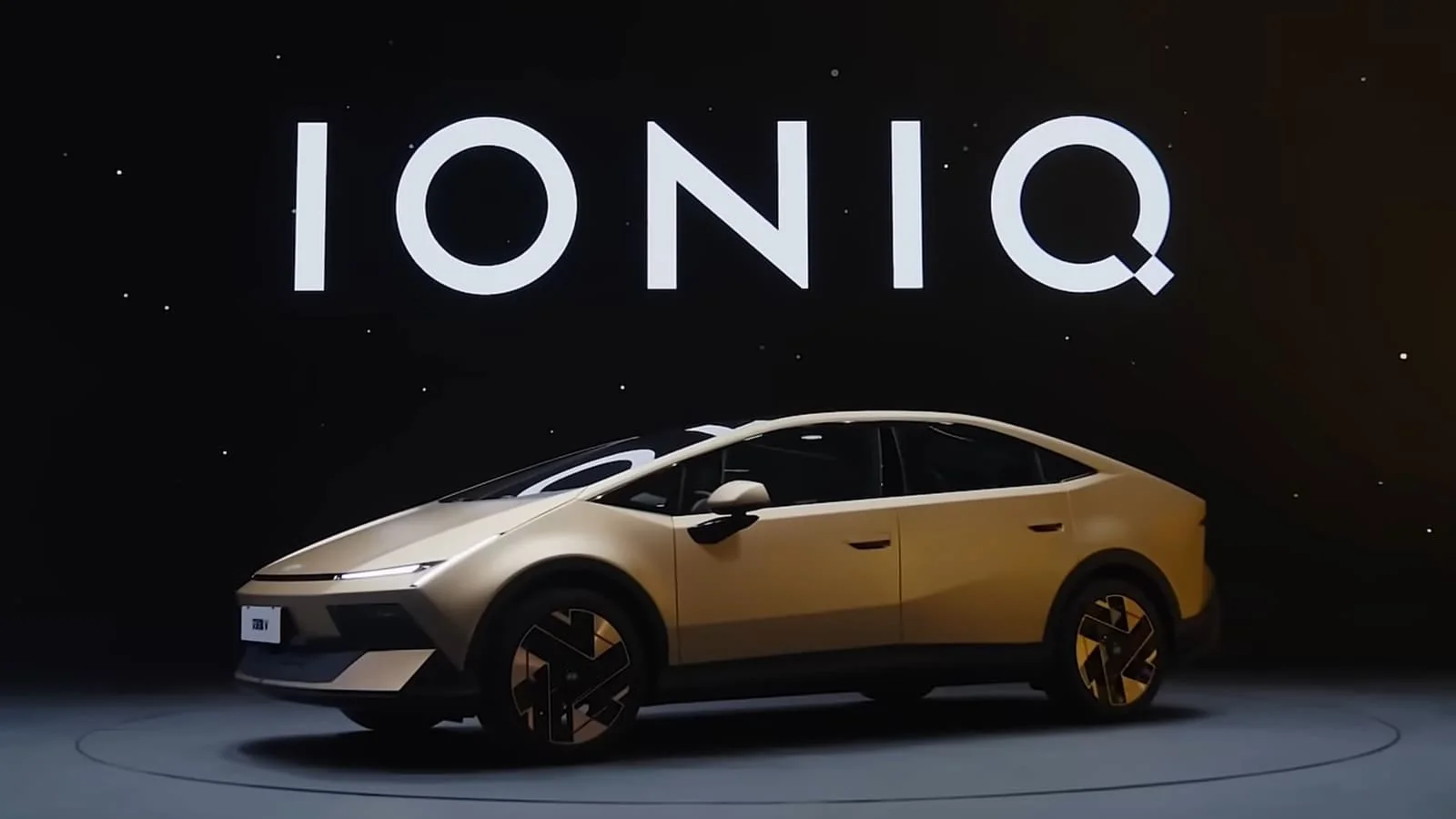 «Hyundai» Pekinda Xitoy bozori uchun yangi elektromobilni namoyish etdi