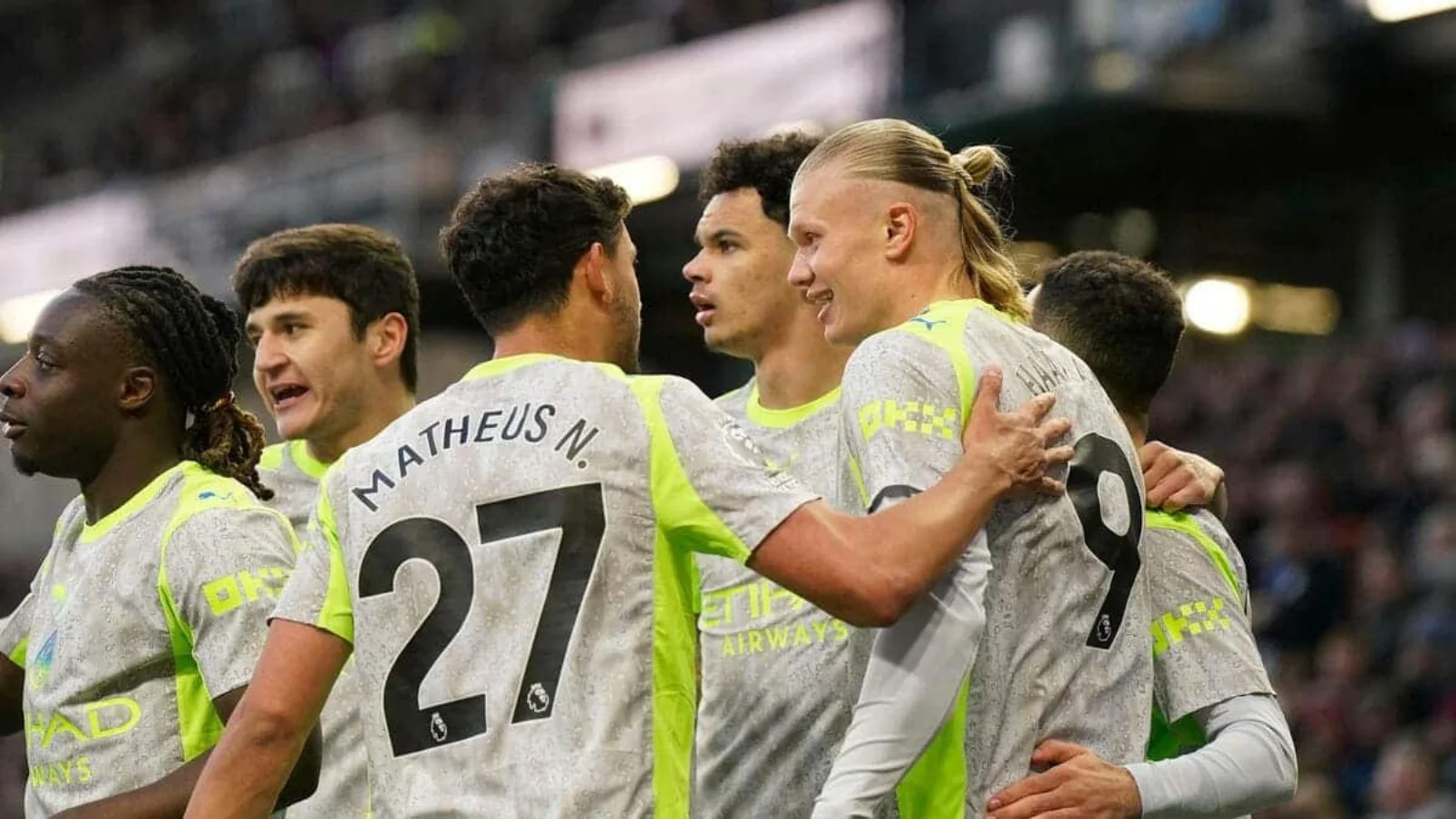 Manchester Siti Byornli ustidan g'alaba qozonib poygaga qaytdi