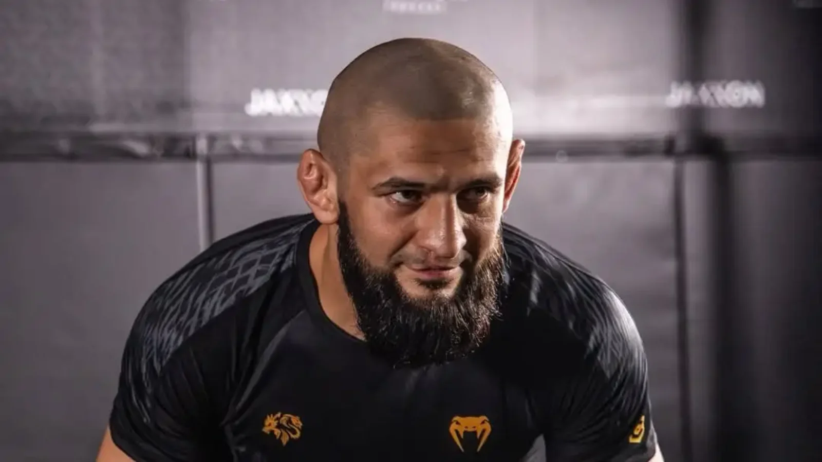 Khamzat Chimaev Speaks on the Difference Between Freestyle Wrestling and the Octagon